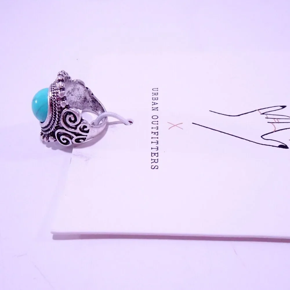 Urban Outfitters Women's Southwestern Turquoise Statement Ring Sz 7 NWT 35